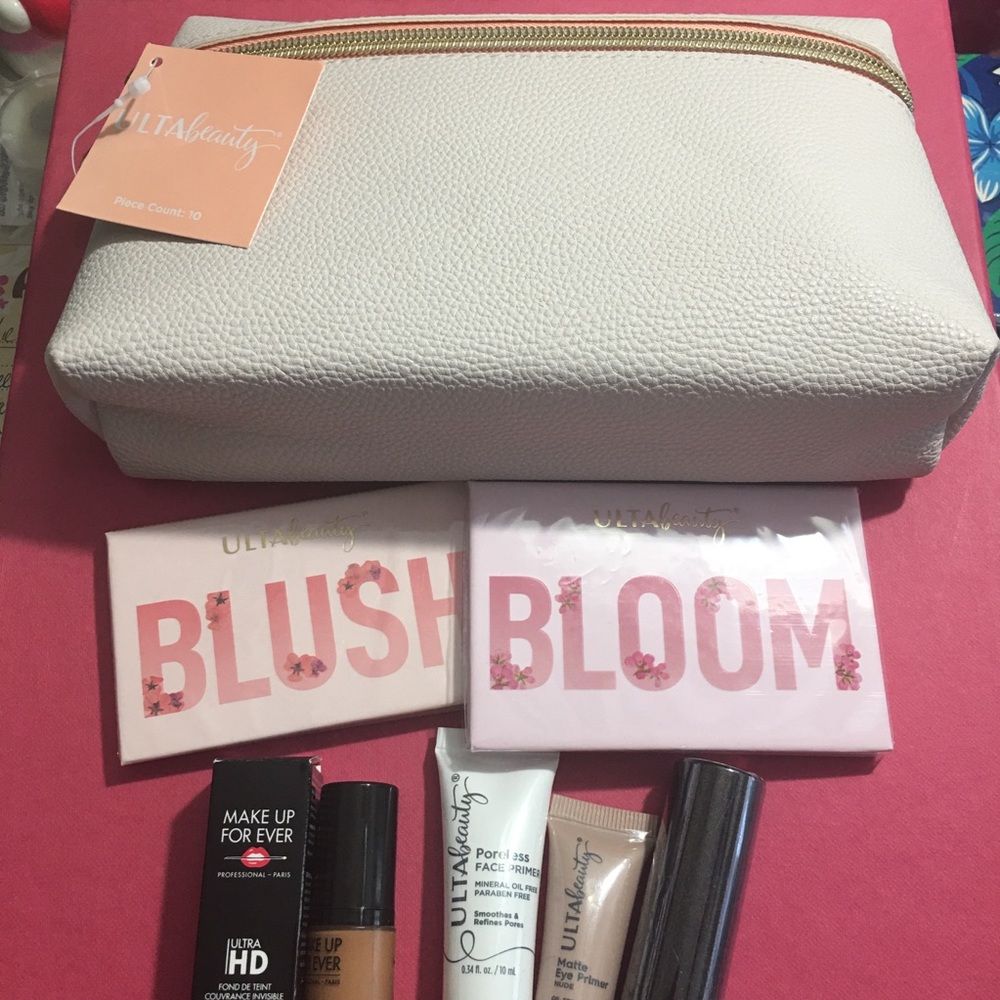 ULTA Beauty cosmetics bag + 6 samples